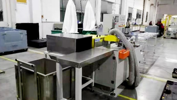 【上?！慷ㄖ瓶钊詣愉徢袡C(jī)SDY-Q400滿足汽車新能源配件切割